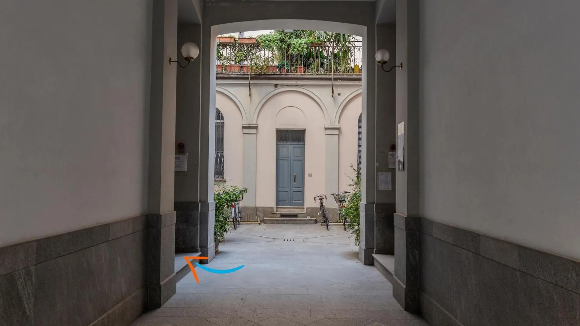 Mansarde Belvedere Duomo Milan Apartment